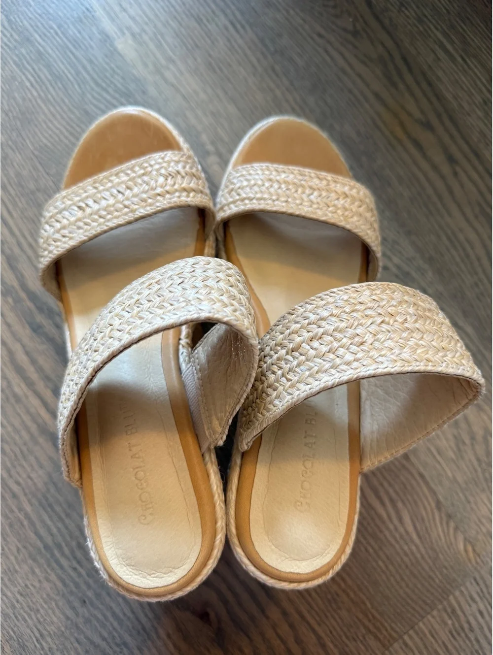 Chocolat Blu Women's Size 6 Beige Woven Platform Wedge Sandals Size 6